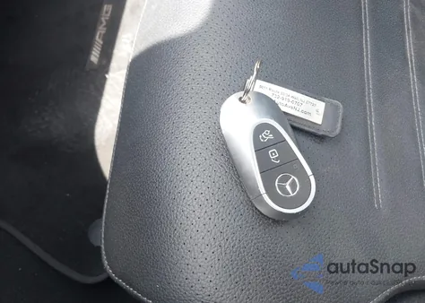 2023 Mercedes-Benz C 300 Sedan z USA, uszkodzony, nr VIN W1KAF4GB6PR094401